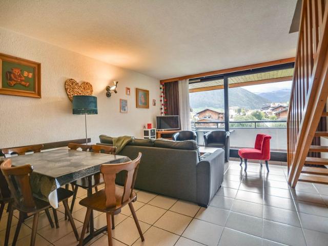 Spacious & Quiet 2BR Duplex | Sleeps 6 | Near Ski Lifts | Balcony | WiFi | Parking FR-1-684-28 - Morzine