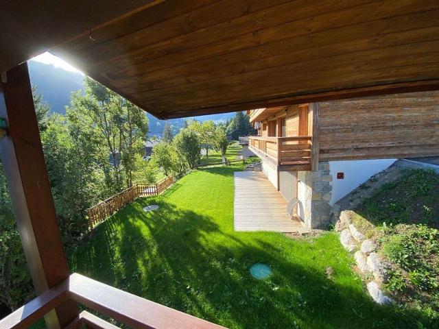 Studio for 4 on the slopes with balcony and parking FR-1-459-193 - La Clusaz