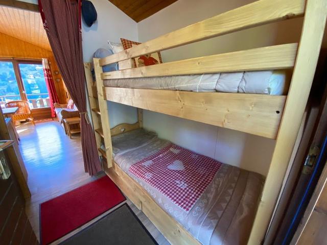 Studio for 4 on the slopes with balcony and parking FR-1-459-193 - La Clusaz