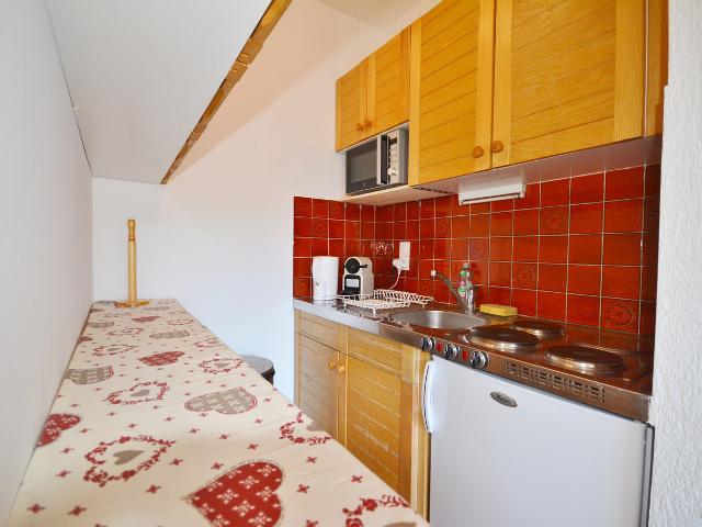 Cozy studio for 4 in Morzine with balcony, parking and ski locker FR-1-684-44 - Morzine