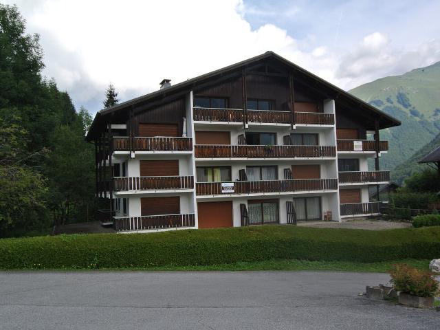 Cozy studio for 4 in Morzine with balcony, parking and ski locker FR-1-684-44 - Morzine