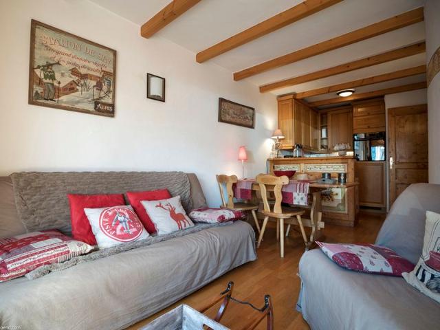 Charming Apartment for Family Vacations in Courchevel Village FR-1-575-9 - Courchevel 1550
