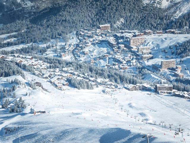 Charming Apartment for Family Vacations in Courchevel Village FR-1-575-9 - Courchevel 1550