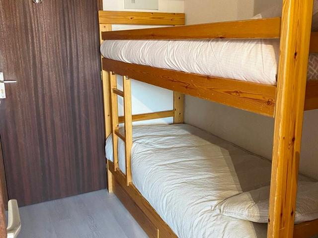 Cozy 2-Room Mezzanine Apartment Near Slopes, Morillon 1100, Sleeps 6 FR-1-412-71 - Morillon 1100 Les Esserts