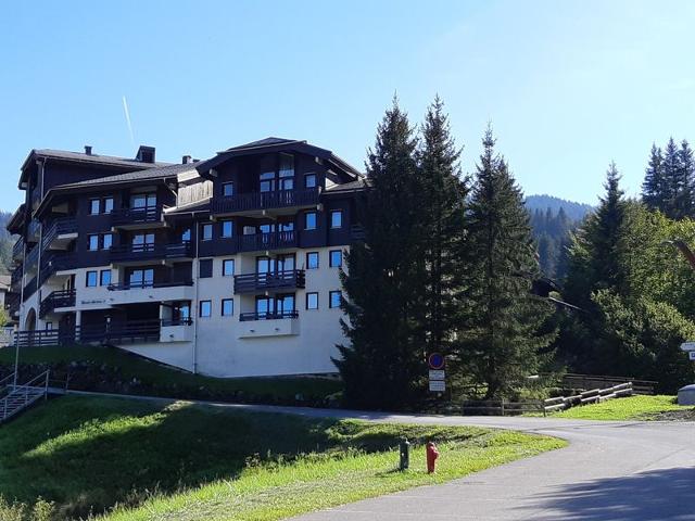 Cozy Studio for 4 at the Foot of the Slopes in Morillon 1100 FR-1-642-75 - Morillon 1100 Les Esserts