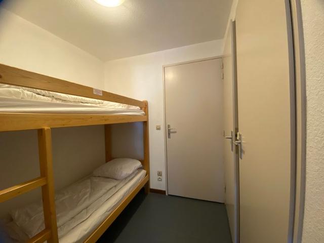Cozy Studio for 4 at the Foot of the Slopes in Morillon 1100 FR-1-642-75 - Morillon 1100 Les Esserts