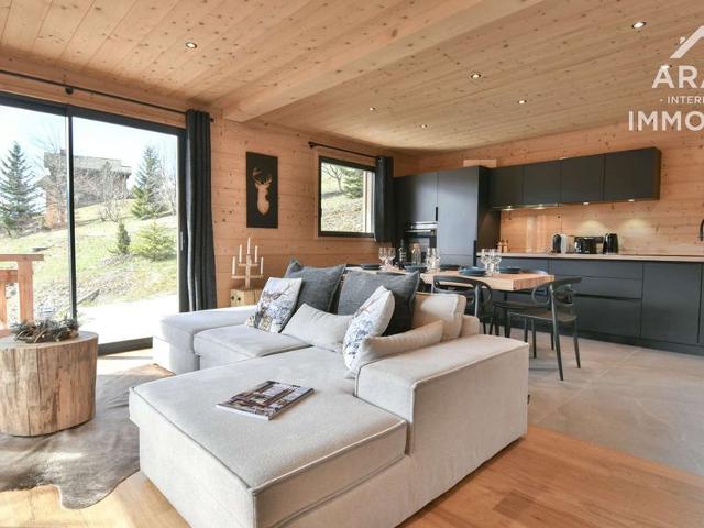 Luxurious 3-Bedroom Chalet for 8 with Modern Alpine Charm in Le Grand-Bornand FR-1-391-168 - Le Grand Bornand