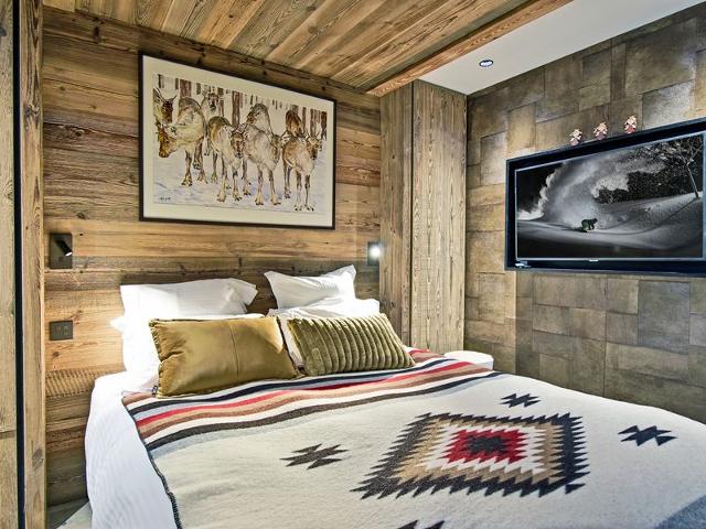 Luxury Ski-In/Ski-Out Apartment with Concierge Service in Méribel FR-1-613-82 - Méribel Les Allues 1200