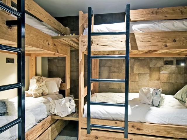 Luxury Ski-In/Ski-Out Apartment with Concierge Service in Méribel FR-1-613-82 - Méribel Les Allues 1200
