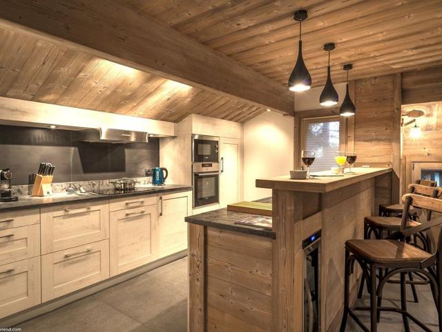 CHALET 