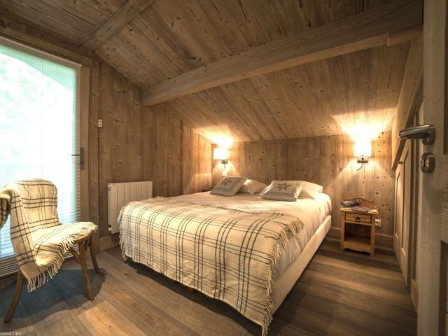 CHALET 