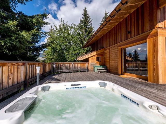 CHALET 