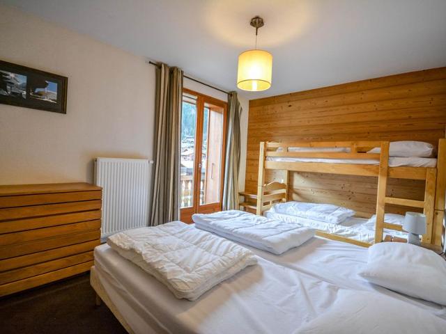 Spacious Apt for 6 in Morzine - Ski Access, Sauna, Parking, Balcony FR-1-684-61 - Morzine