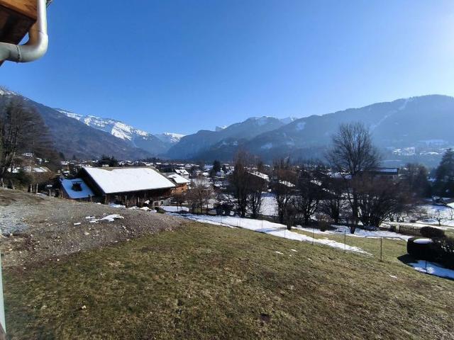Bright 2-bedroom apartment, south terrace, parking, WiFi FR-1-624-128 - Samoëns