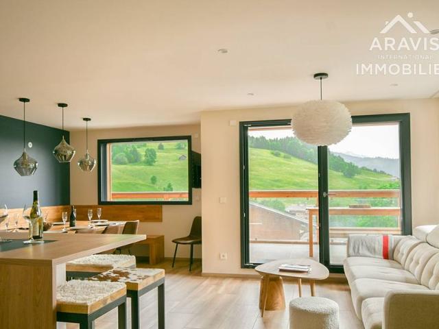 New apartment, 4 bedrooms, parking, up to 12 guests FR-1-391-172 - Le Grand Bornand