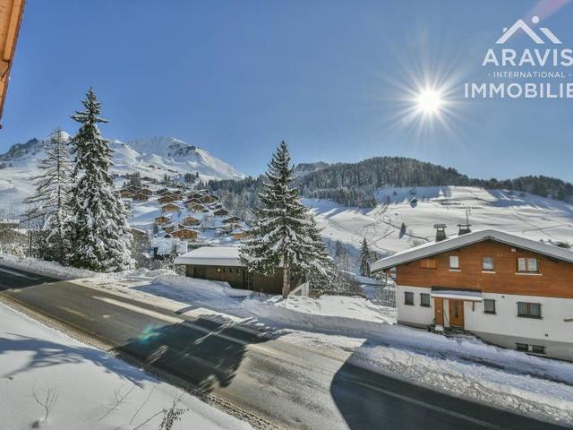 New apartment, 4 bedrooms, parking, up to 12 guests FR-1-391-172 - Le Grand Bornand