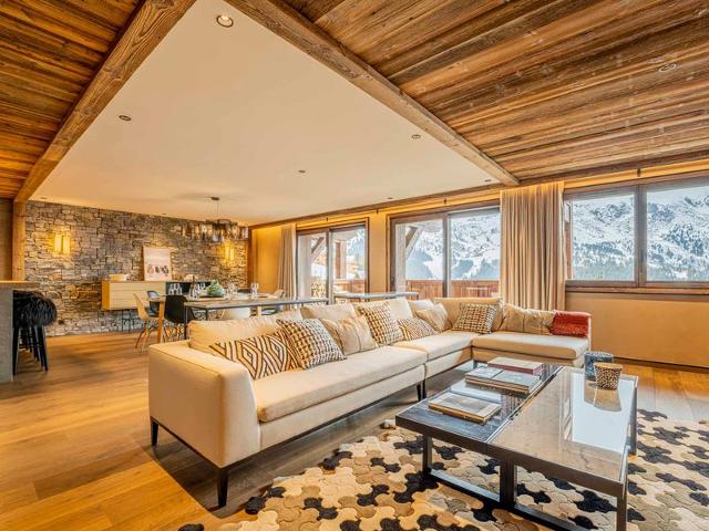 Luxury Duplex Apartment, Ski-In/Ski-Out, 5 Bedrooms, Sleeps 10, Near ESF and Méribus FR-1-613-93 - Méribel Les Allues 1200