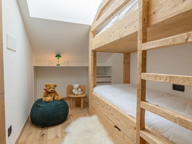 High-end apartment in Courchevel 1650 with garage, balcony, and WiFi FR-1-575-167 - Courchevel 1650