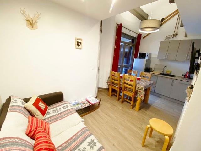Renovated 2-Room Apartment with Mezzanine, Sleeps 6, 100m from Slopes - Morillon 1100 FR-1-412-82 - Morillon Village