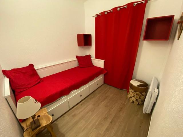 Renovated 2-Room Apartment with Mezzanine, Sleeps 6, 100m from Slopes - Morillon 1100 FR-1-412-82 - Morillon Village