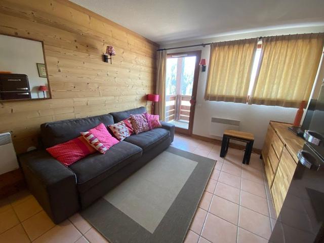 2-Bedroom Apartment for 6 in Les Jardins Alpins, Morillon 1100, Near Ski Lifts FR-1-412-84 - Morillon Village