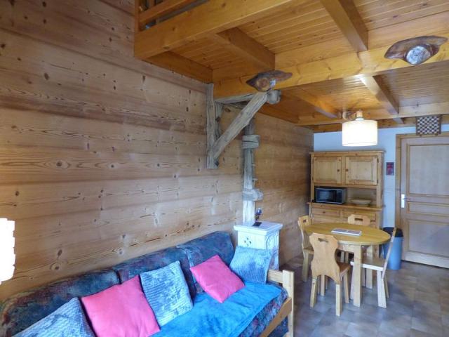 Cozy 2-BR + Mezzanine Apt, Central Grand-Bornand, Sleeps 6, Garage, Near Ski Lifts FR-1-458-180 - Le Grand Bornand