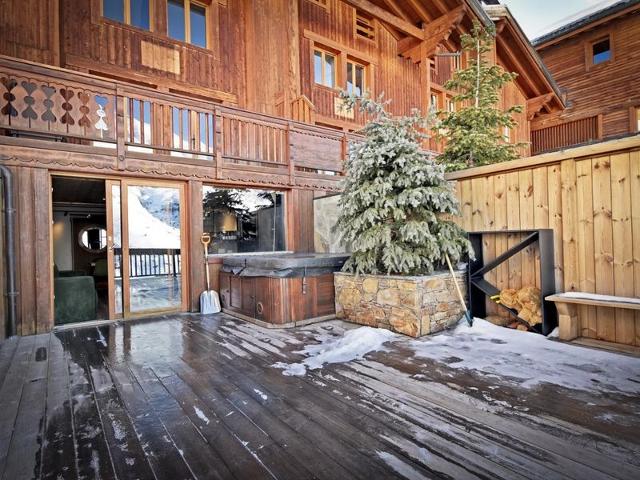 Family chalet for 12 with jacuzzi and ski-in/ski-out FR-1-613B-40 - Les Menuires Bruyères