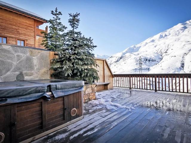 Family chalet for 12 with jacuzzi and ski-in/ski-out FR-1-613B-40 - Les Menuires Bruyères