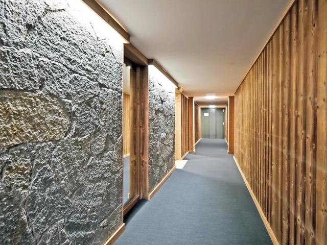 Family chalet for 12 with jacuzzi and ski-in/ski-out FR-1-613B-40 - Les Menuires Bruyères