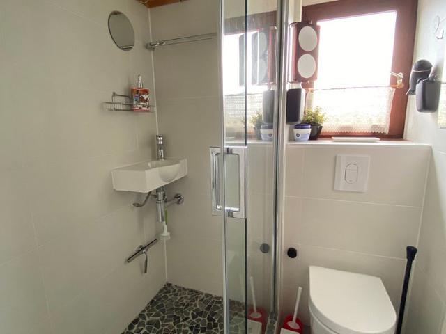 Cozy 2-Room Mezzanine Apartment, Sleeps 5, Steps from Slopes, Central Morillon FR-1-412-86 - Morillon Village