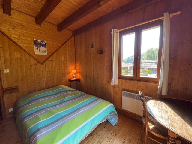 Charming Chalet with Garden and Fireplace Near Vercland Gondola in Samoëns FR-1-624-134 - Samoëns
