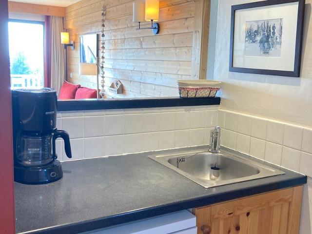 Apartment for 6/7 people with balcony, pets allowed, internet, ski locker FR-1-634-89 - Avoriaz