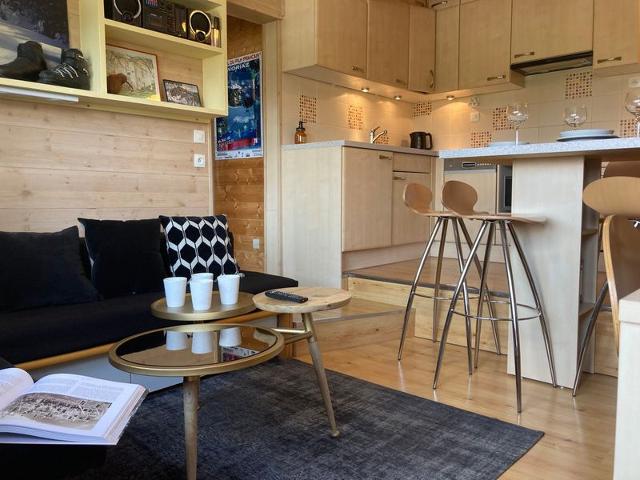 Central Apartment - 2 Bedrooms, 4/5 People, Ski-In/Ski-Out, Balconies, Fully Equipped Kitchen FR-1-634-88 - Avoriaz