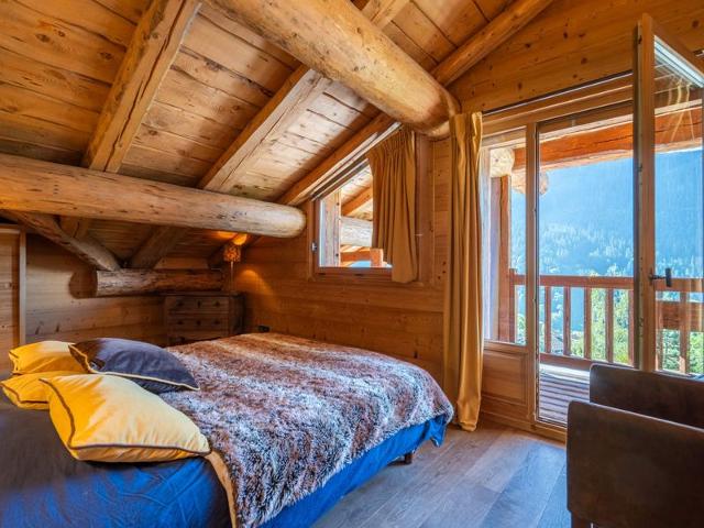Traditional chalet 5 rooms, 10 people, parking, terrace, near La Balme FR-1-459-210 - La Clusaz