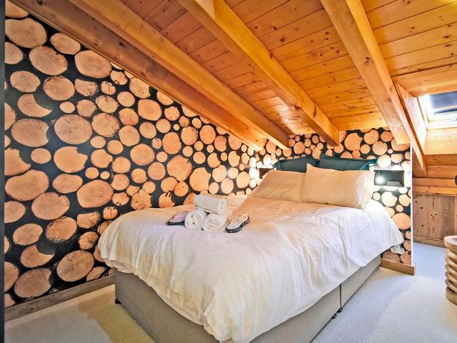 Renovated family chalet with jacuzzi, ski-in, ski room FR-1-613B-42 - Les Menuires Bruyères