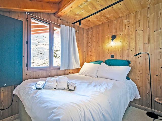 Renovated family chalet with jacuzzi, ski-in, ski room FR-1-613B-42 - Les Menuires Bruyères