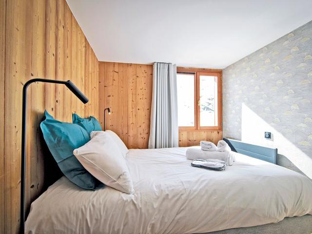 Renovated family chalet with jacuzzi, ski-in, ski room FR-1-613B-42 - Les Menuires Bruyères
