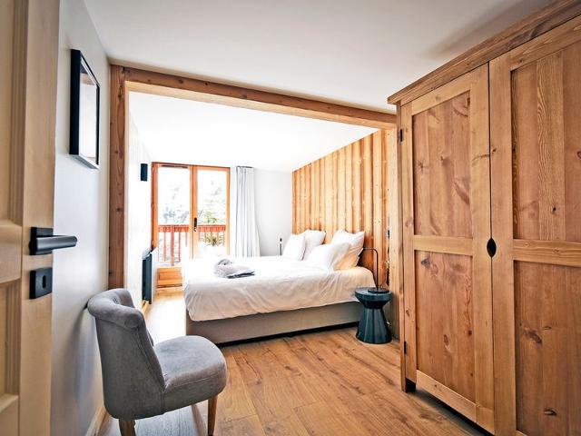 Renovated family chalet with jacuzzi, ski-in, ski room FR-1-613B-42 - Les Menuires Bruyères