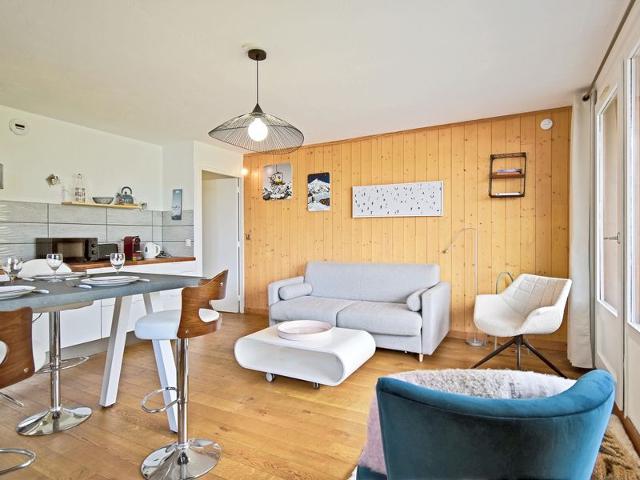 Family-Friendly Apartment, Close to Morel Chairlift, Free Shuttle, Balcony & WiFi FR-1-613-96 - Méribel Altiport 1700
