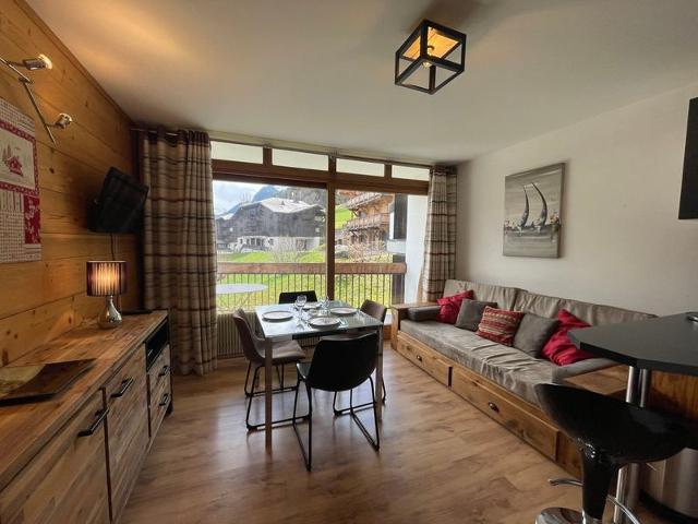 Ski-in/studio, sunny with balcony and Wi-Fi in Morzine FR-1-679-5 - Morzine