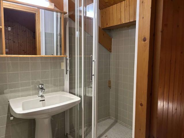 Chalet Le Grillon MRB000-GRIH - Méribel Centre 1600