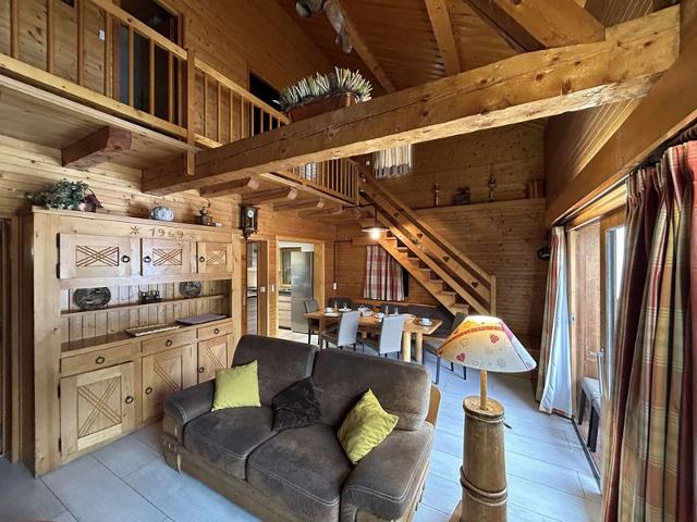 Chalet Le Grillon MRB000-GRIH - Méribel Centre 1600