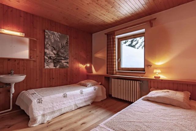 Chalet Le Grillon MRB000-GRIH - Méribel Centre 1600