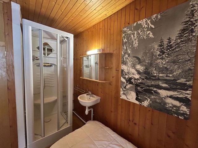 Chalet Le Grillon MRB000-GRIH - Méribel Centre 1600