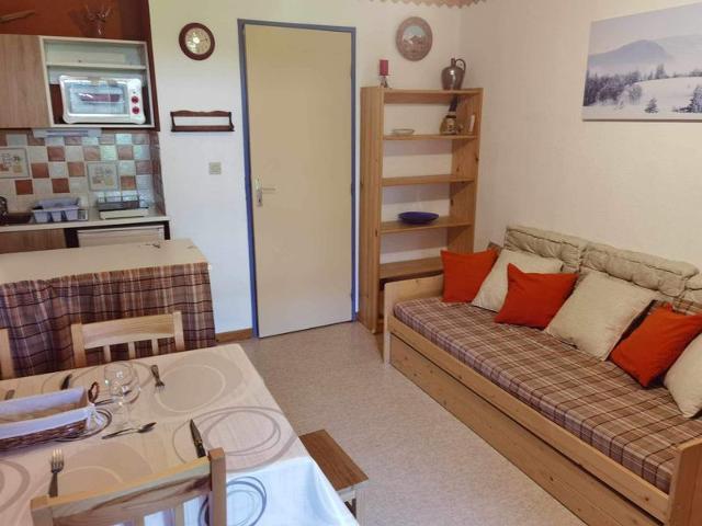 Studio cabin near shuttle, south-facing balcony FR-1-679-6 - Morzine