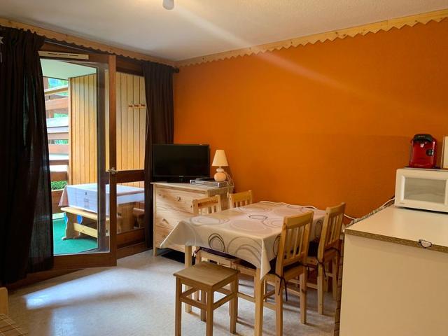 Studio cabin near shuttle, south-facing balcony FR-1-679-6 - Morzine
