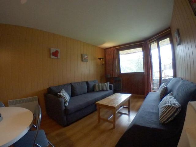 4-person Apt, ski-in/ski-out, WiFi, balcony, near Village des Enfants FR-1-759-7 - Avoriaz