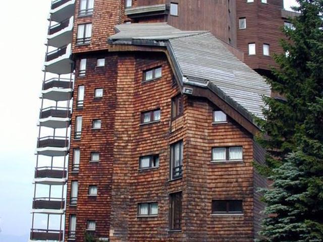 Spacious apartment for 6 in old Avoriaz, fireplace and ski locker FR-1-759-11 - Avoriaz