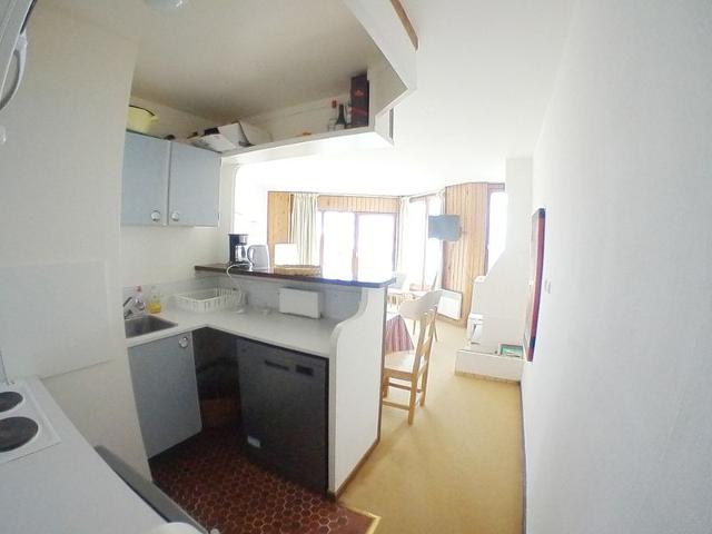 Spacious apartment for 6 in old Avoriaz, fireplace and ski locker FR-1-759-11 - Avoriaz