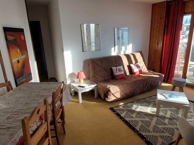 Spacious apartment for 6 in old Avoriaz, fireplace and ski locker FR-1-759-11 - Avoriaz